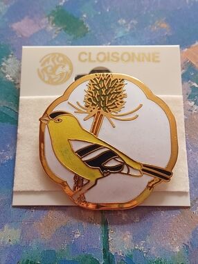 Vintage Closisonne American GoldFinch & A Thistle Brooch NOS 💛✨️